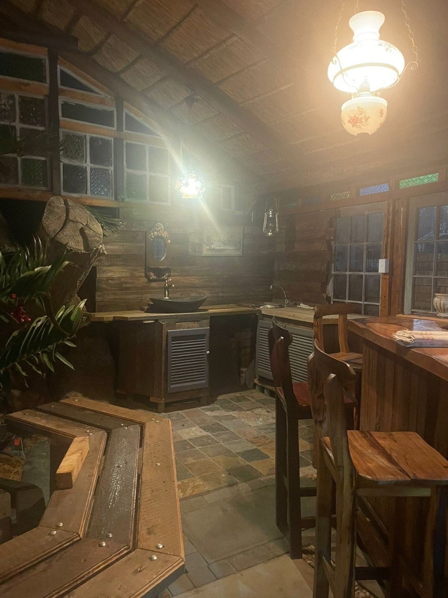 5 Bedroom Property for Sale in Cambridge Eastern Cape